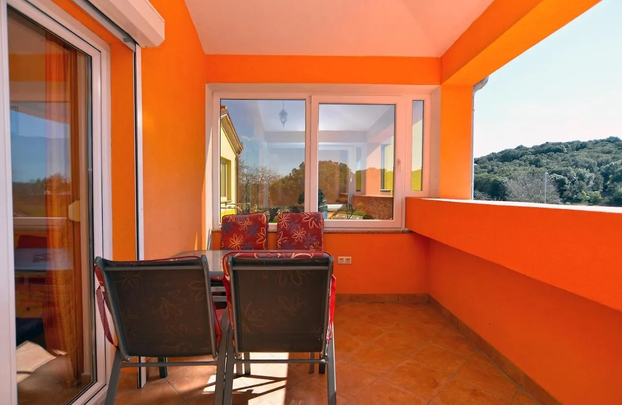 Apartments Zlata 2222 Pula