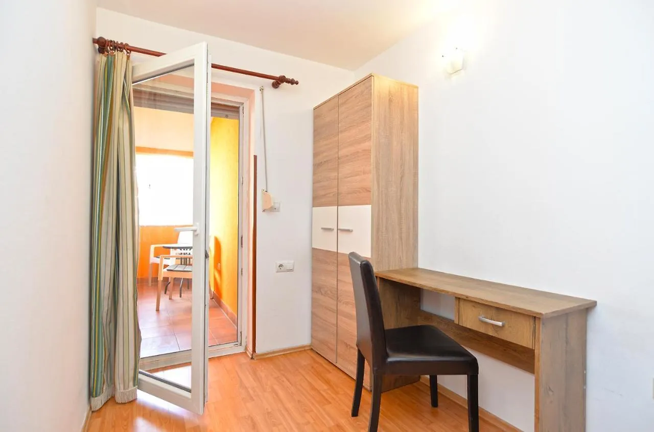 Apartments Zlata 2222 Pula