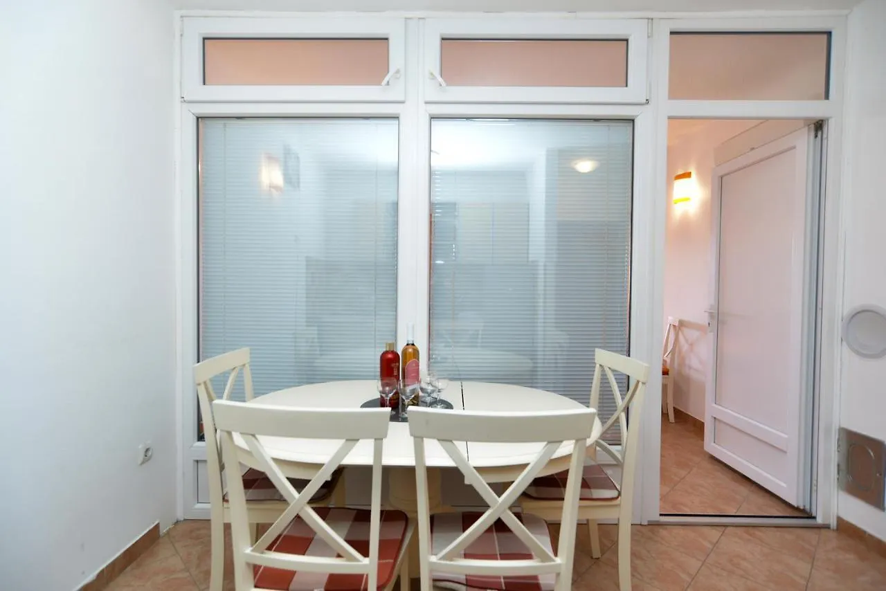 Apartments Zlata 2222 Pula Croatia