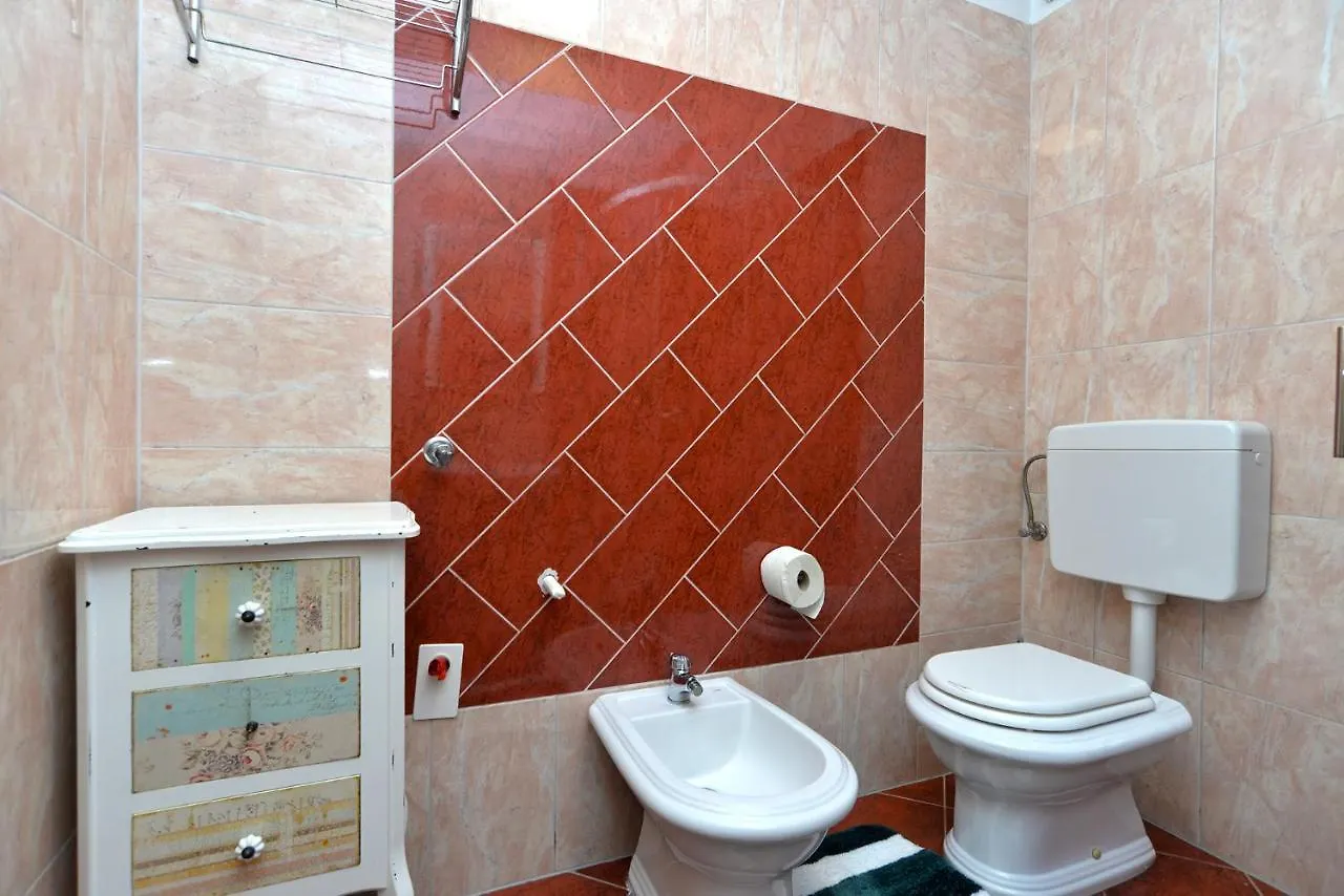 Apartments Zlata 2222 Pula